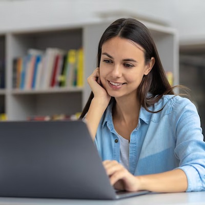 Passo a passo rápido para inscrição no curso grátis de cuidador de idosos do Senac